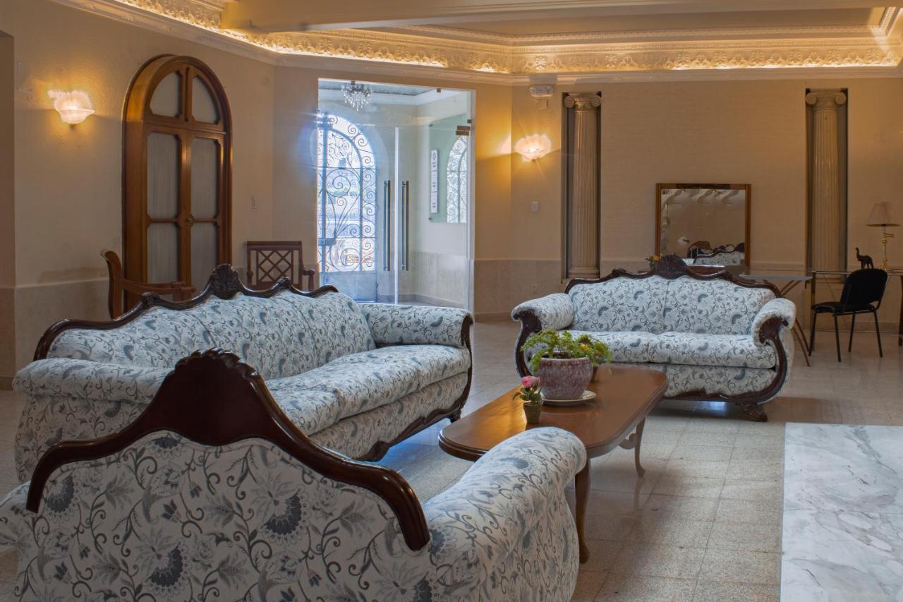 Hotel Gran Domo Леон Екстер'єр фото